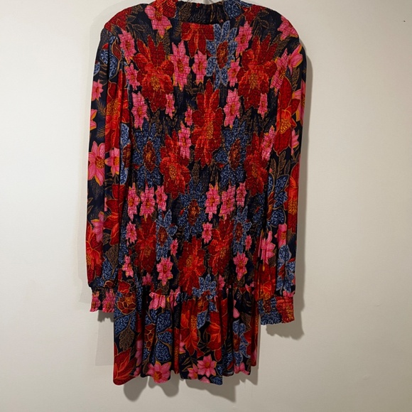 FARM Rio Mini Smocked Dress - M - Picture 4 of 10